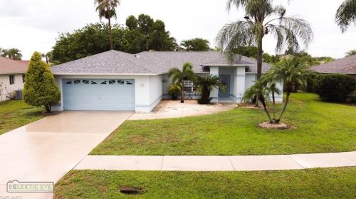 1505 Senior Ct, Lehigh Acres, FL 33971-2037