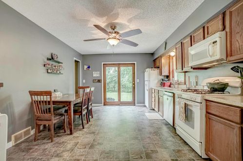 15056 63rd St, Stillwater, MN 55082-6818