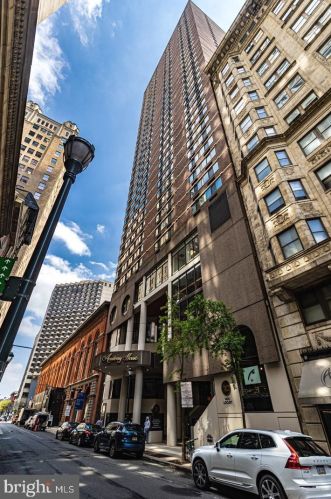 1420 Locust St, Philadelphia PA  19102-4201 exterior