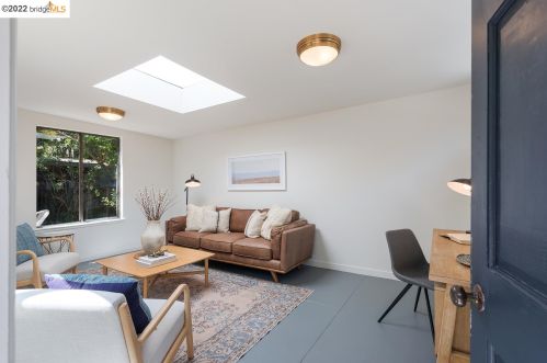 2718 Russell St, Berkeley CA 94705-2333 exterior