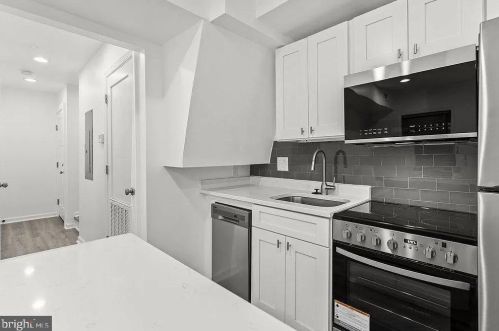 1452 Smith Pl, Washington, DC 20032-4700