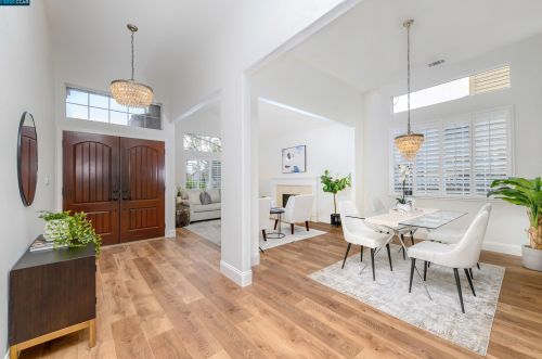 546 Zenith Ridge Dr, Danville, CA 94506-1355