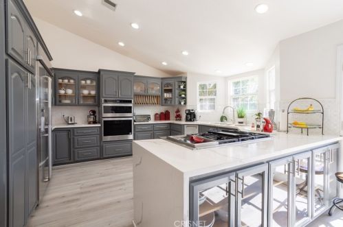 1118 Knollcrest Dr, Covina CA  91724-3432 exterior