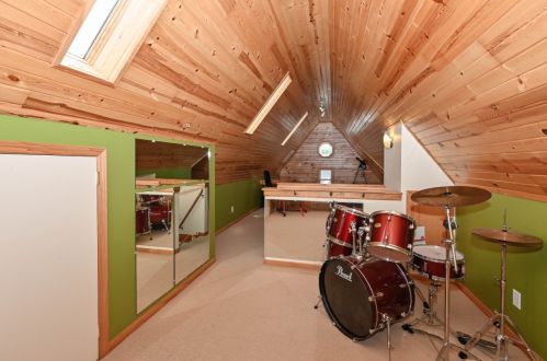 550 68, Milwaukee WI 53214-0016 exterior