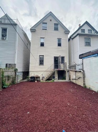 430 Bronx Park Ave, Bronx, NY 10460-2434