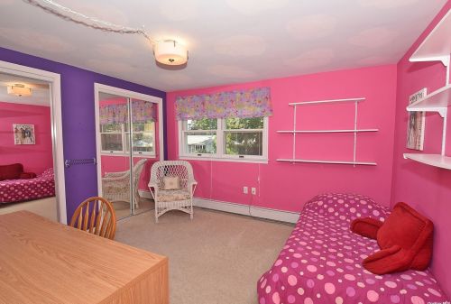 418 Walker St, Babylon NY  11704-3017 exterior