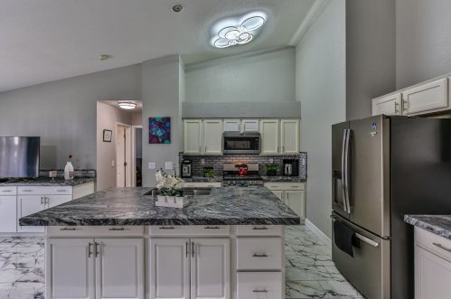 8489 Mcgray Way, Elk Grove CA  95624-4121 exterior