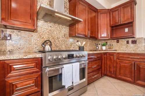 2287 Monarch Ridge Cir, El Cajon CA  92019-3877 exterior