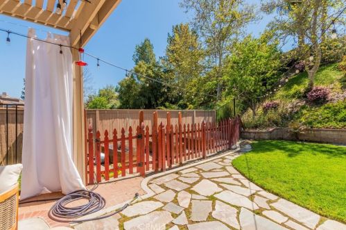 45519 Calle Los Mochis, Temecula CA  92592-1267 exterior