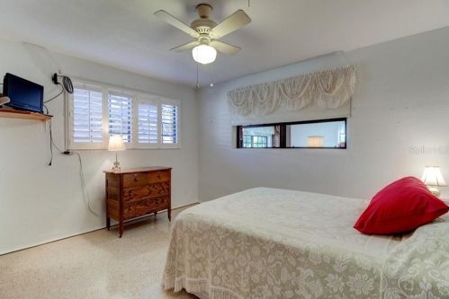 5655 Palm Ave, Daytona Beach FL 32117-3344 exterior