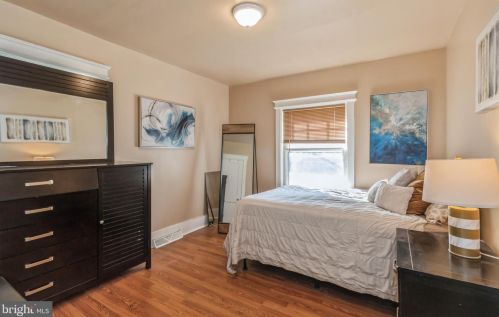 239 Chestnut St, West Deptford NJ  08093-1307 exterior