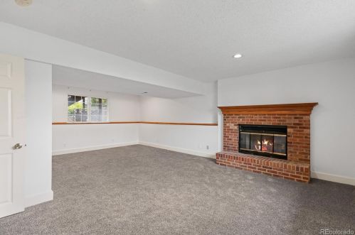 4230 Andes Way, Denver CO 80013-3846 exterior