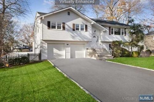 11 Carter St, Norwood, NJ 07648-1517