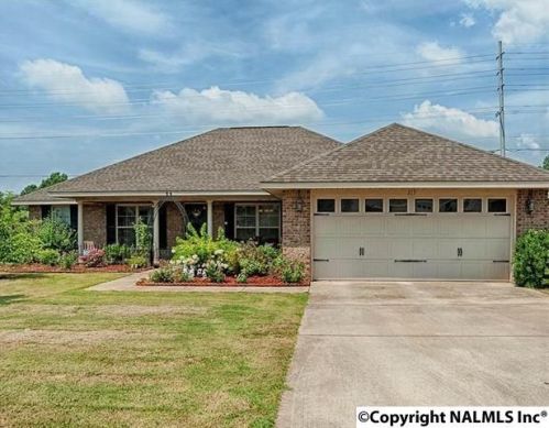 213 De Jan Rd, Madison, AL 35758-9201