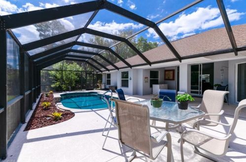 814 Thompson Ave, Lehigh Acres FL 33972-3312 exterior