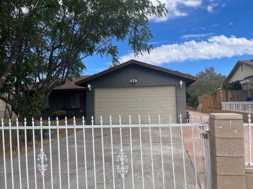 15978 Escorza Ln, Victorville, CA 92394-1538