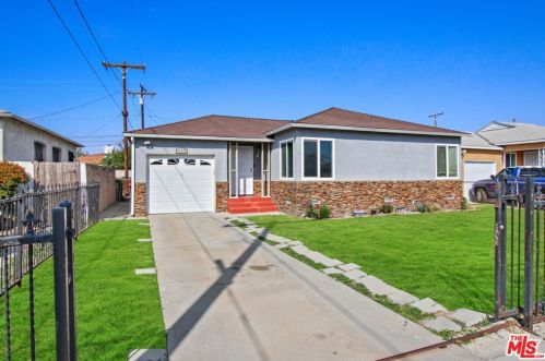 935 Northwood Ave, Compton, CA 90220-1640