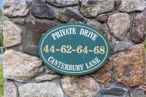 68 Canterbury Ln, Ridgefield, CT 06877-1102