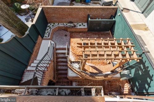 1312 33 St, Washington DC 20007-2819 exterior