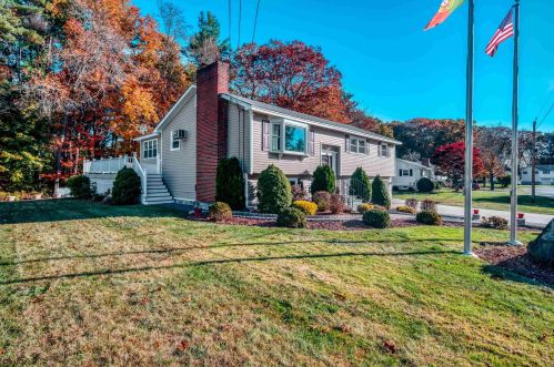41 Carol Ave, Salem NH  03079-4466 exterior