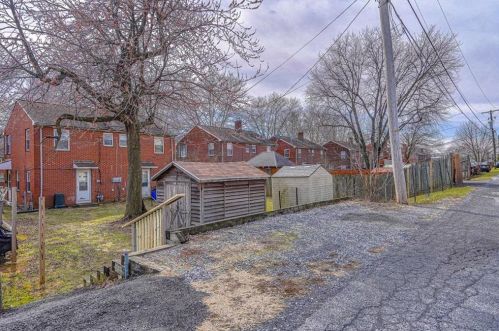 213 Palmer St, Easton PA  18042-7238 exterior