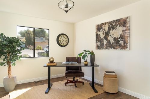 1500 Hillcrest Dr, Pismo Beach CA  93420-2215 exterior