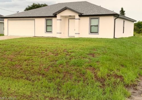 3810 15th St, Lehigh Acres, FL 33971-5103