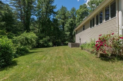 14 Norton Ave, Easton, MA 02375-1207