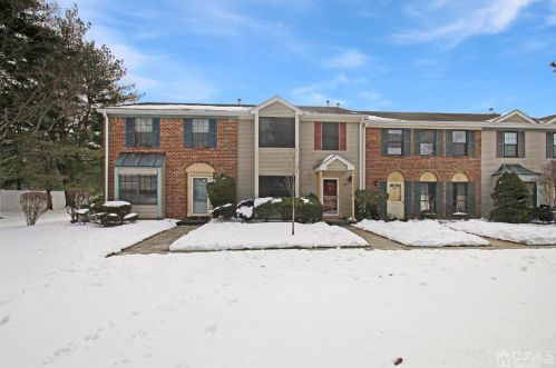 296 Bromley Pl, East Brunswick, NJ 08816-5106