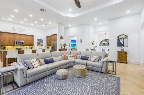 350 Gumbo Limbo Ln, Marco Island FL  34145-1865 exterior