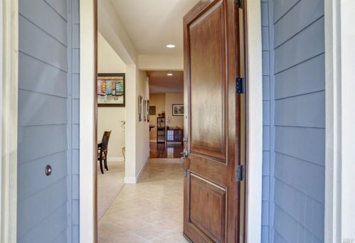 1350 Gordon Ln, Santa Rosa, CA 95404-5664