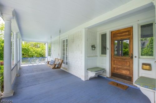 38 Douglas Rd, Glen Ridge, NJ 07028-1107