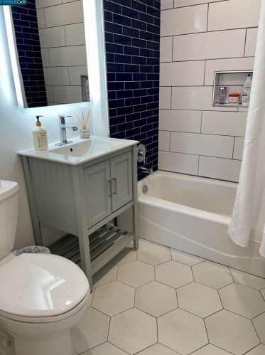 3423 Humphrey Ave, Richmond CA  94804-1121 exterior