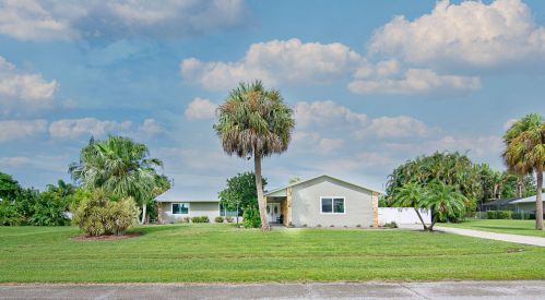 2182 Bersell Rd, Fort Pierce, FL 34952-4915