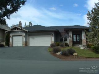 795 Victoria Fls Dr, Eagle Crest OR  97756-7477 exterior