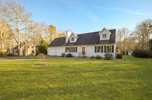 34 Nauset St, Sandwich, MA 02563-2650