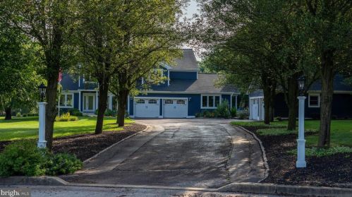 4 Merion Ln, Collegeville, PA 19426-1736