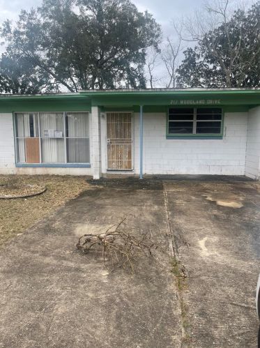 717 Woodland Dr, Pensacola, FL 32503-2768