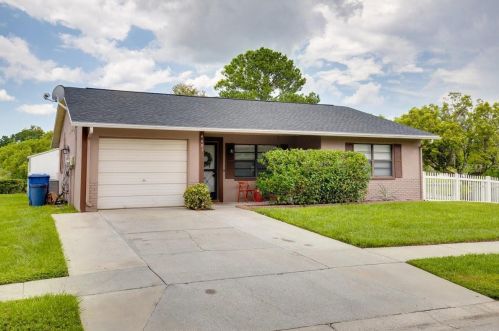 4401 Otter Way, New Port Richey, FL 34653-6523