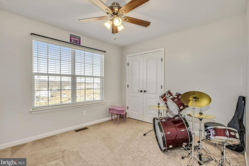 13503 Eagles Rest Dr, Leesburg VA 20176-5035 exterior