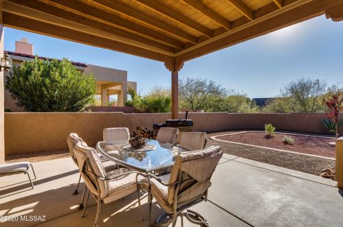 976 Josephine Saddle Pl, Green Valley AZ 85614-6302 exterior