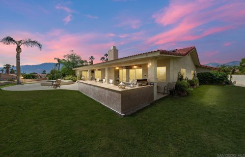 9721 Siwanoy Dr, Desert Hot Springs CA  92240-1330 exterior