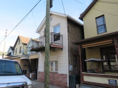 732 Fallowfield Ave, North Charleroi, PA 15022-1909