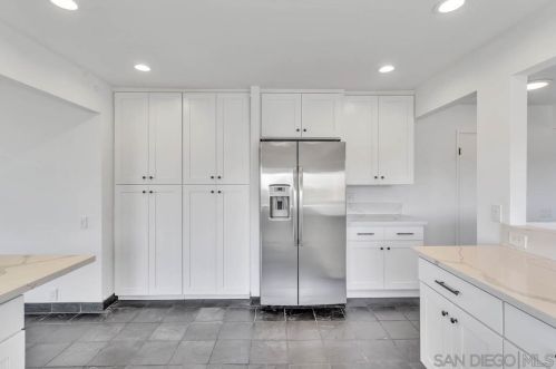 7949 Pasadena Ave, La Mesa CA  91941-7878 exterior