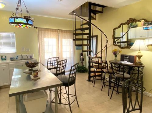 1513 23rd St, Galveston TX 77550-5396 exterior