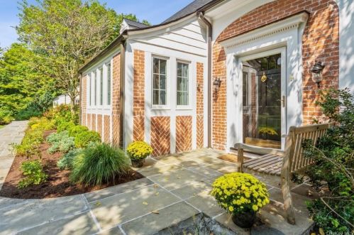 1 Kittle Rd, Chappaqua, NY 10514-1806