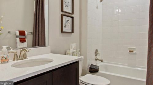 101 Brookside Ln, Gettysburg PA  17325-2026 exterior