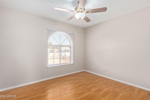 6931 Tuckey Ln, Glendale AZ 85303-3412 exterior