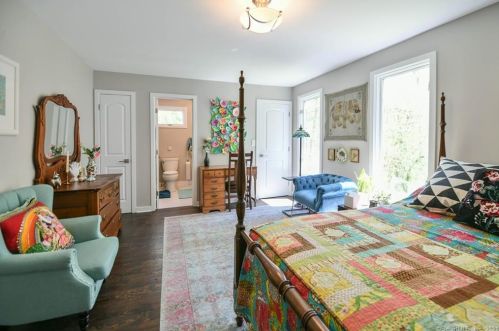 1 Elderberry Ln, Huntington CT  06484-3762 exterior
