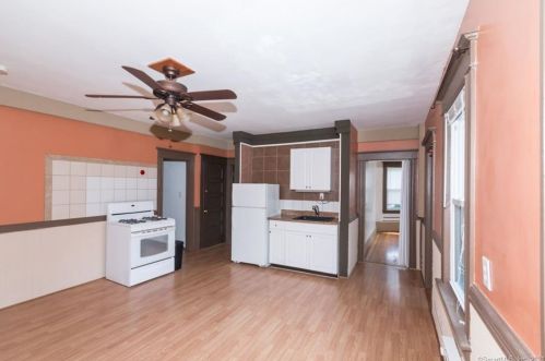 24 Mcclintock St, New Britain CT  06053-2985 exterior